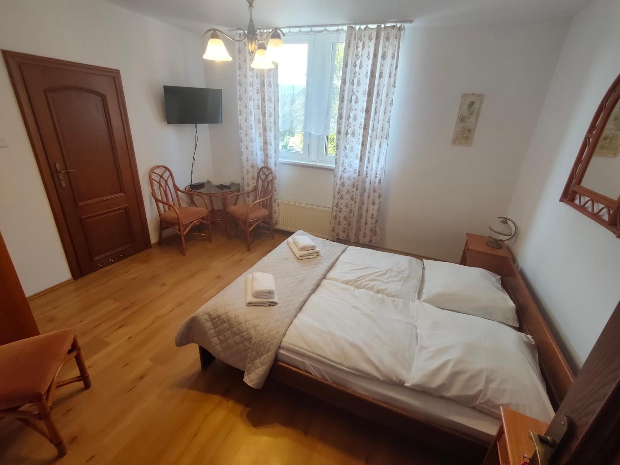 Hotel Mauritius Osrodek Szkolenia Sportu I Rekreacji Sklářská Poruba Pokoj fotografie